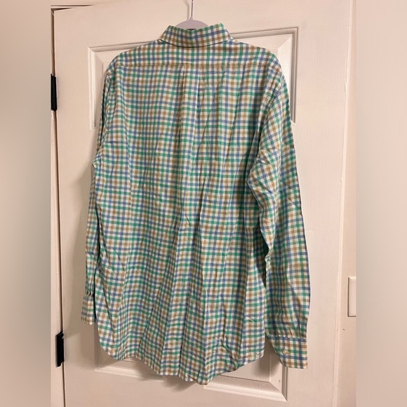 Vineyard Vines
SLIM FIT TUCKER SHIRT
BARBUDA GINGHAM
Size Large - Picture 2 of 4